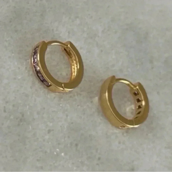 Gold Thick Huggie Hoop Purple Crystal Pave Earrings
Brand New - Picture 4 of 4